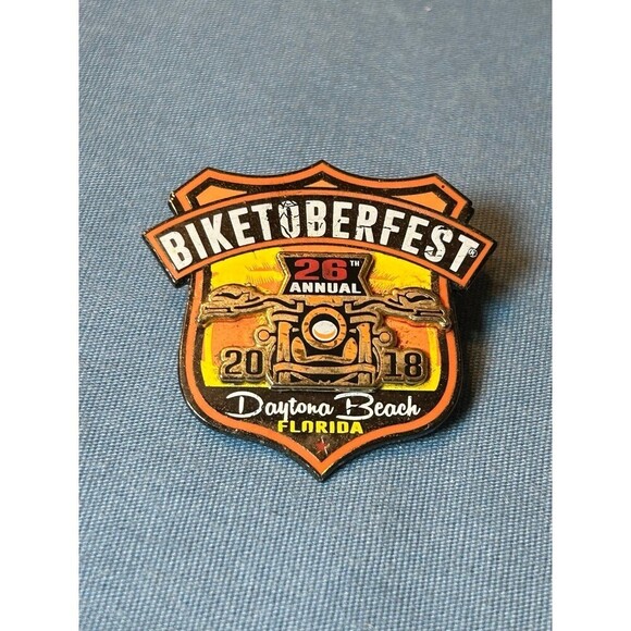 2018 OFFICIAL DAYTONA BEACH LOGO EVENT PIN - Picture 1 of 3